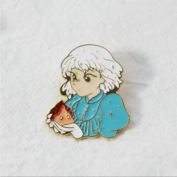 Howl’s Moving Castle Pin - Picture 4 of 5